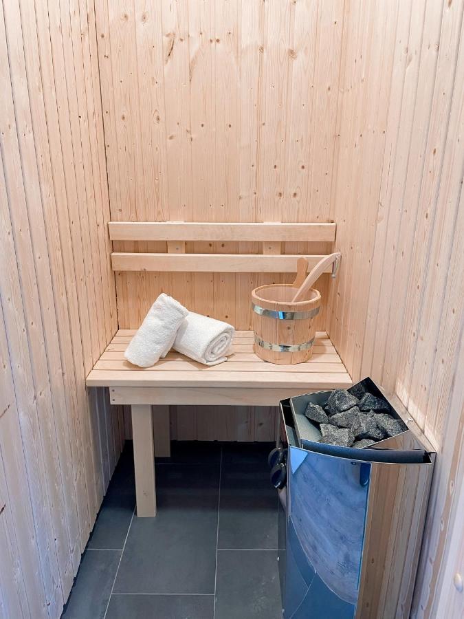 Haus Urvasi Apartment Любек Екстериор снимка