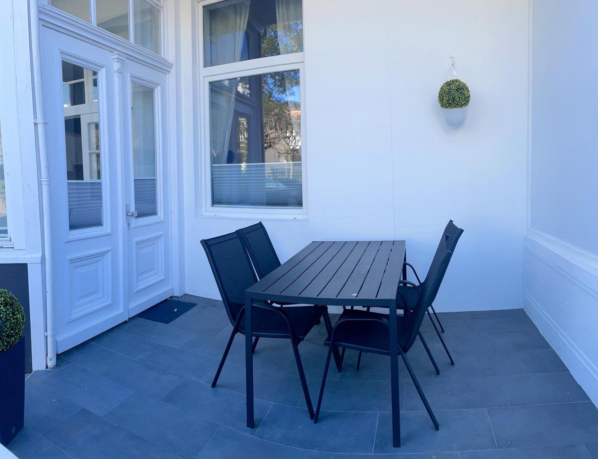 Haus Urvasi Apartment Любек Екстериор снимка
