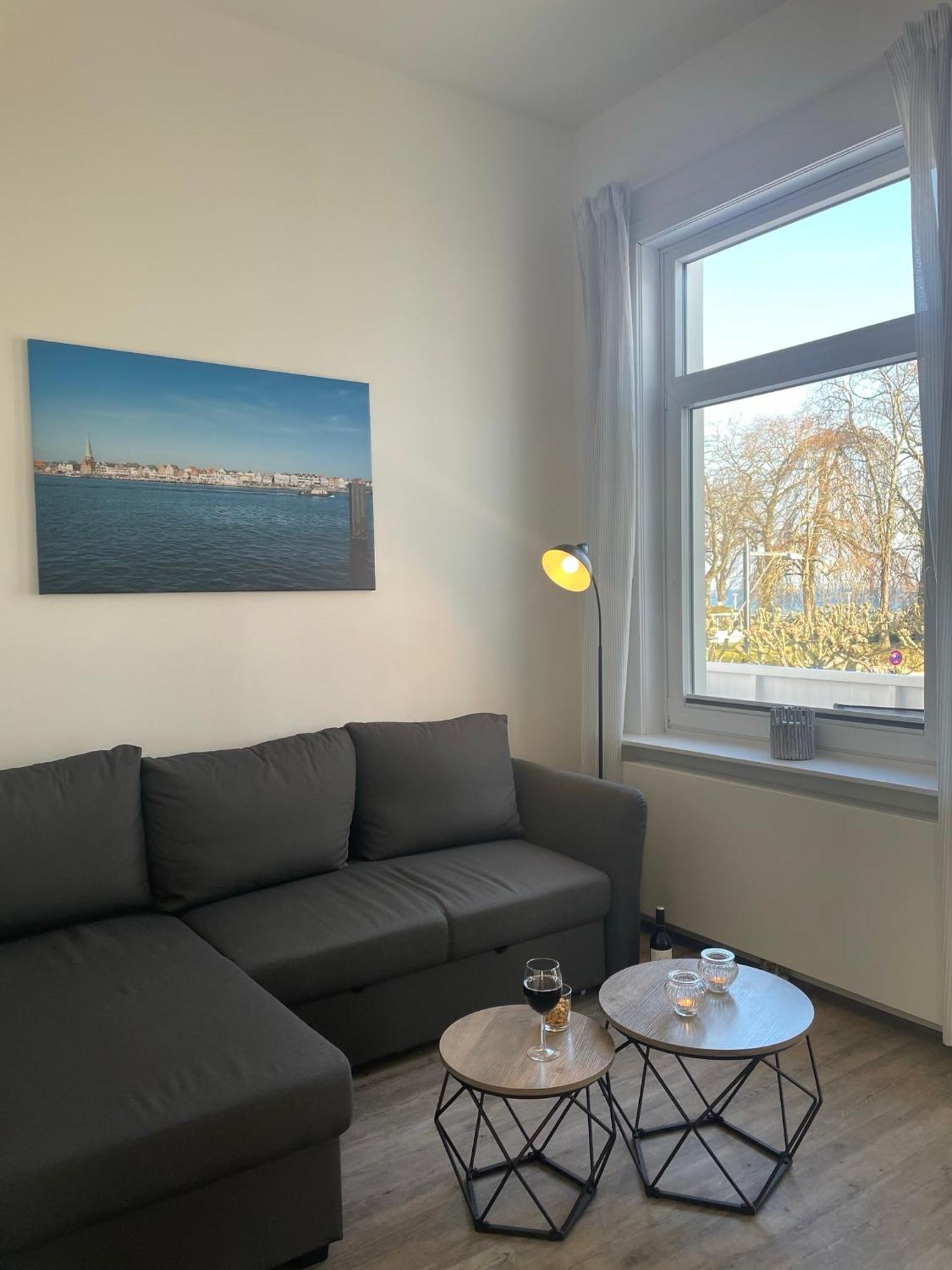 Haus Urvasi Apartment Любек Екстериор снимка